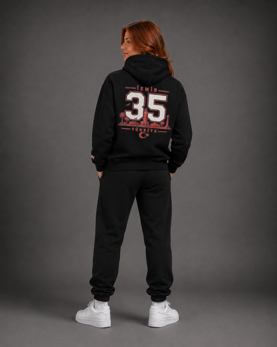 TR81® 35 İZMİR – Unisex Premium Hoodie